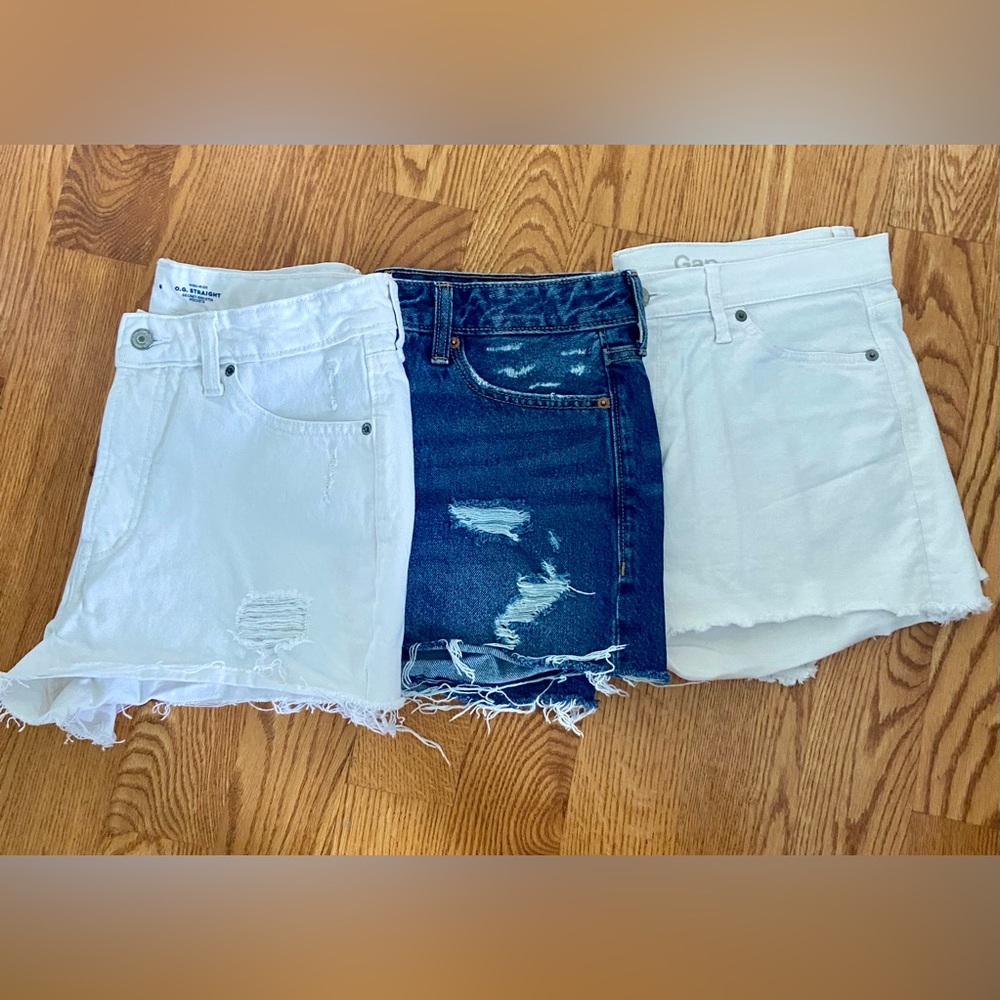 Gap and Old Navy Denim and White Distressed Jean Shorts Trio Size 8